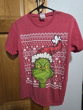 Delta Red Grinch Holiday Short Sleeve Tee